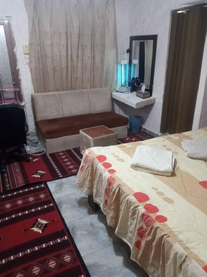 Guest House Hazem Al Azraq ash Shamālī 외부 사진